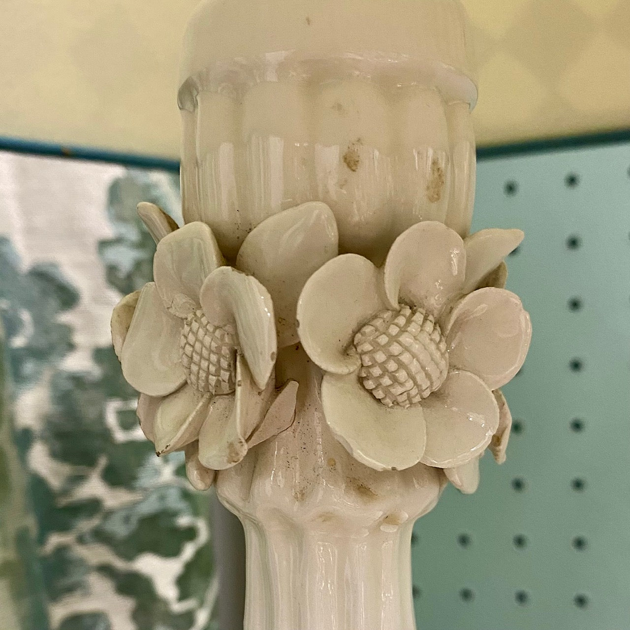 Very Pretty Casa Pupo Table Lamp with Flowers and Fluted Base