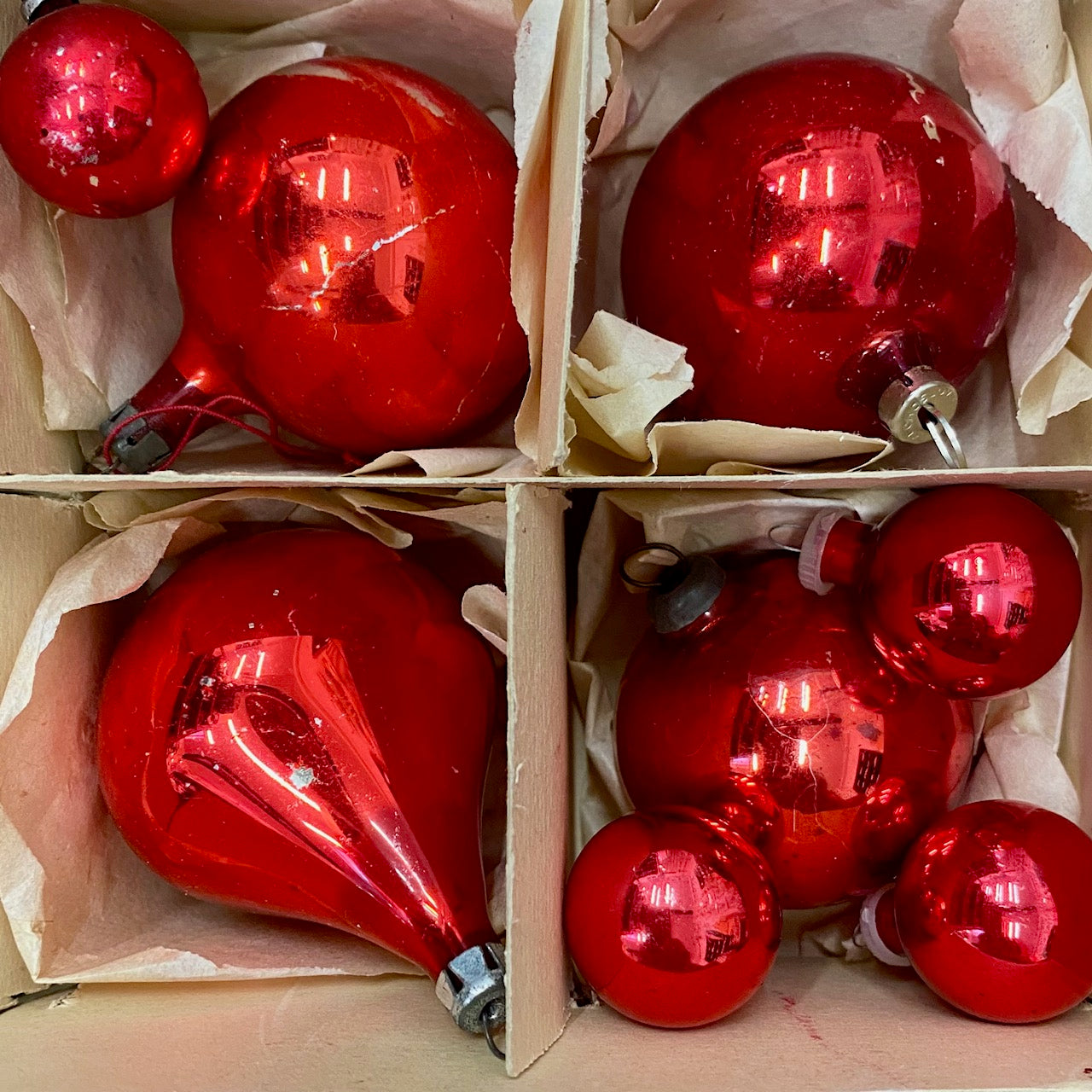 Collection of 20 Berry Red Mercury Glass baubles, Mixed Sizes