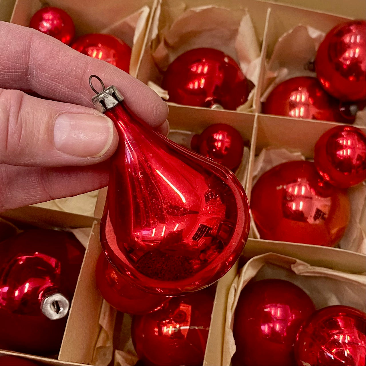 Collection of 20 Berry Red Mercury Glass baubles, Mixed Sizes
