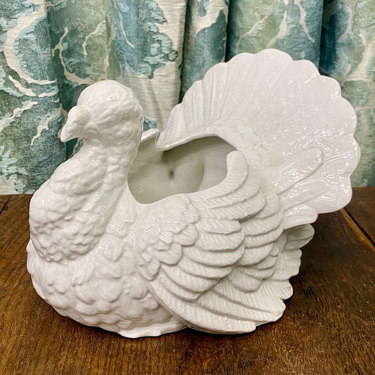 Vintage White Ceramic Turkey Planter Centrepiece